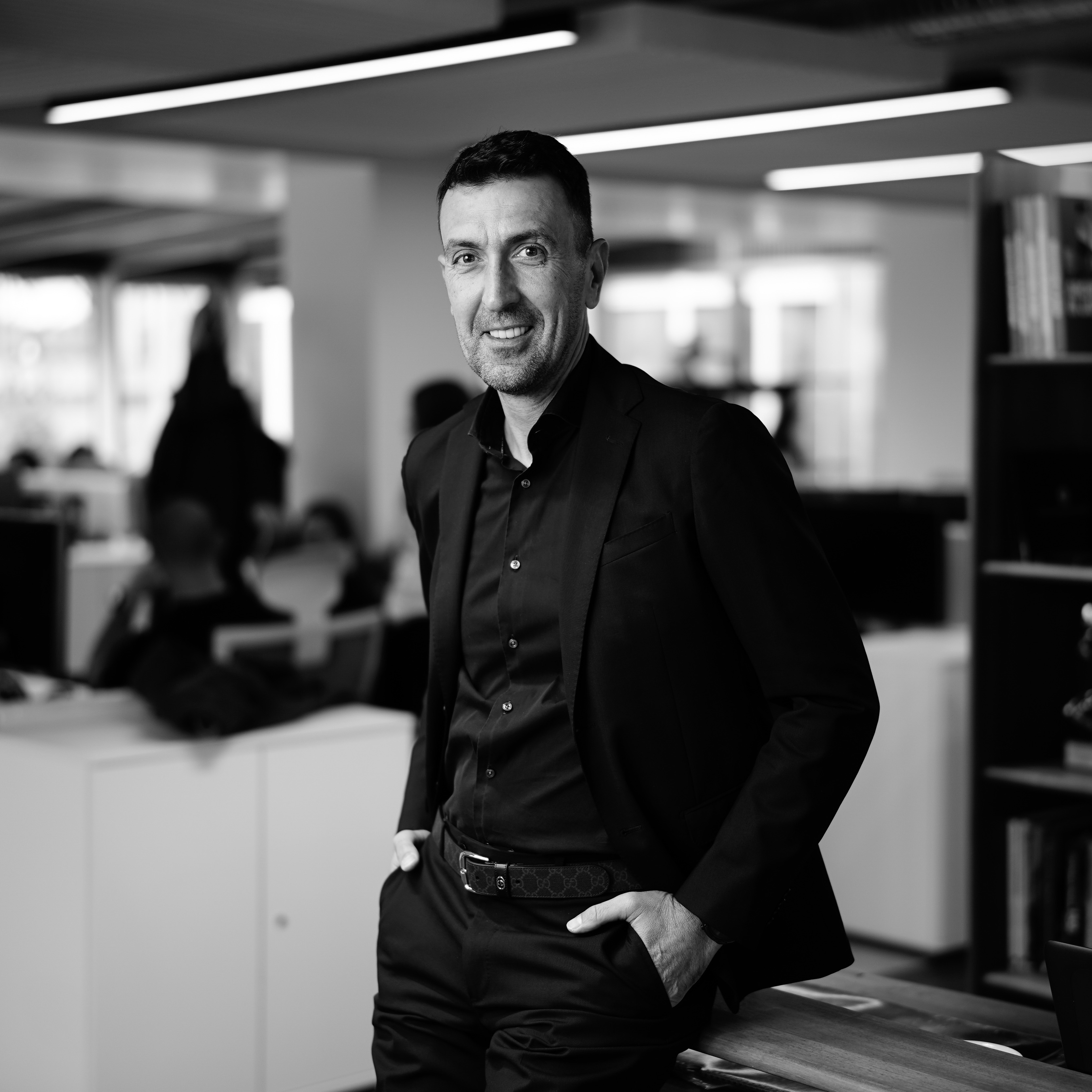 Тихомир Казаков